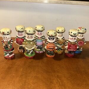 Lot of 8 Hershey's Chocolate World Collectible HOLIDAY Bakers Statues Santas